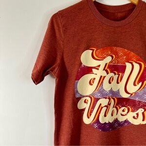 Women’s Bella Canvas Unisex Fall Vibes Graphic T-shirt Size M